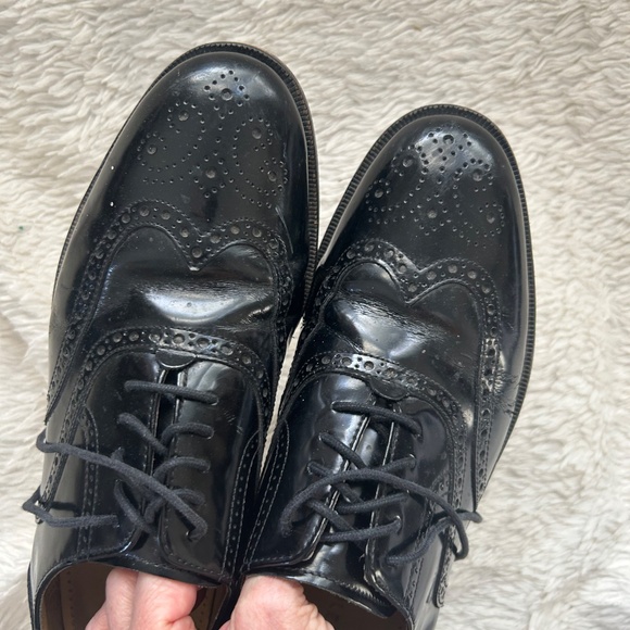 Cole Haan wingtip oxfords 9.5 - Picture 8 of 13
